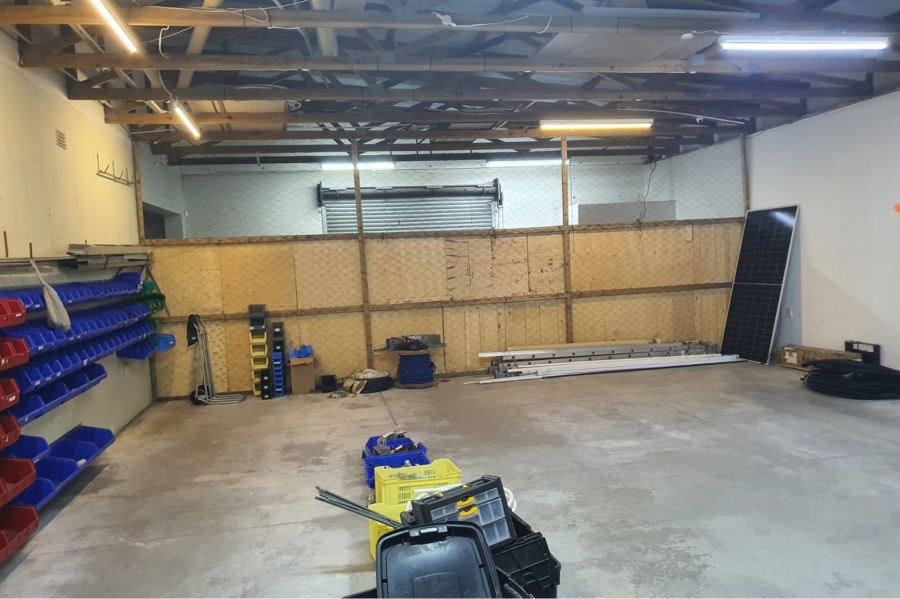 To Let commercial Property for Rent in Walmer Eastern Cape